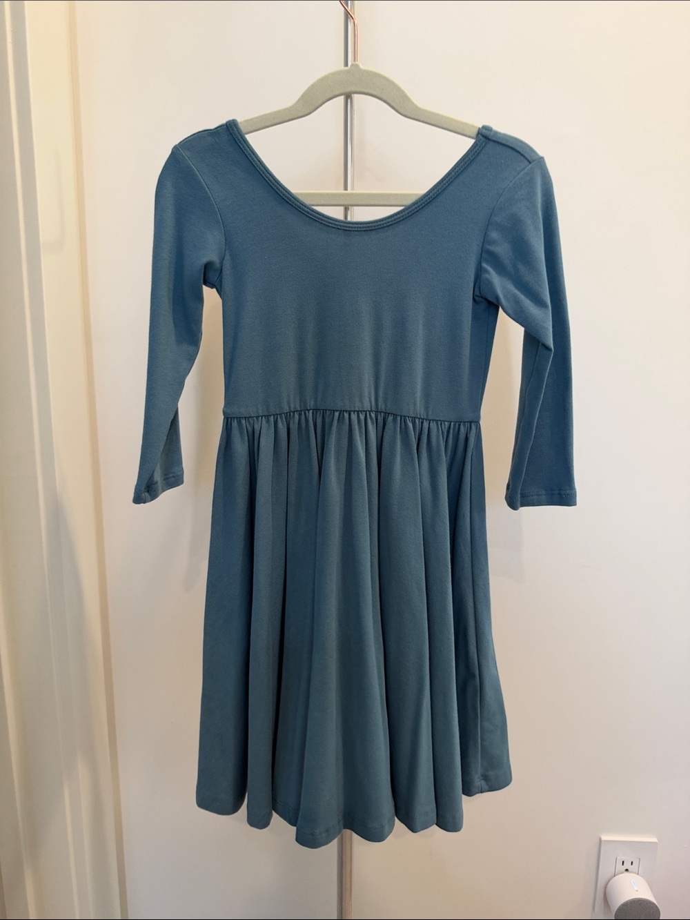 Alice + Ames 3/4 sleeve twirl dress. Size 6 in excellent condition.